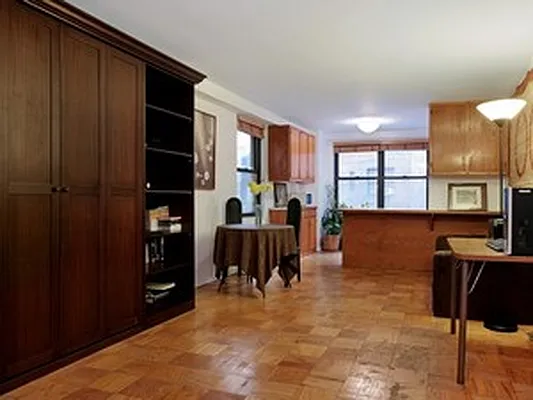 Sold by Corcoran | media 23