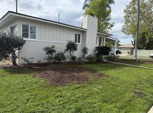 1040 W Acacia Ave, Orange, CA 92868