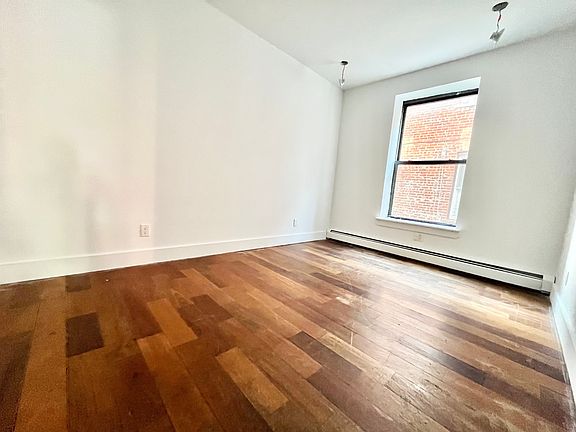 4th image of 653 Pennsylvania Ave APT 1R