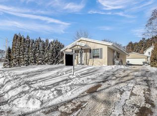 2616 Camelot Blvd, Sheboygan, WI 53081
