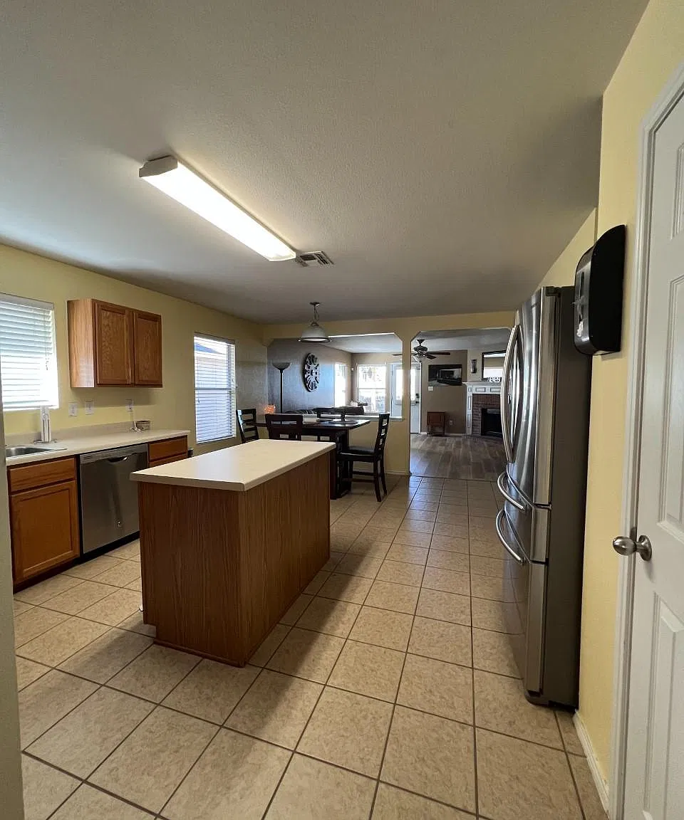 24711 Magnolia Fls — Photo 4