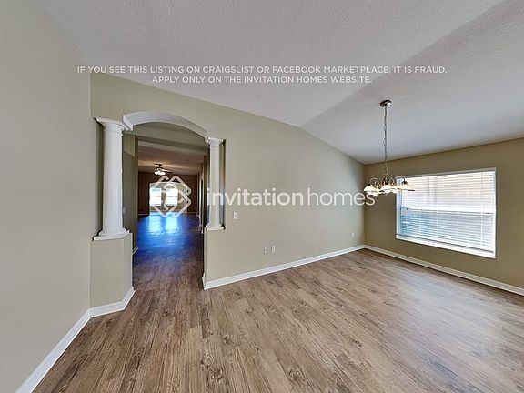 5th image of 453 Stone Briar Dr