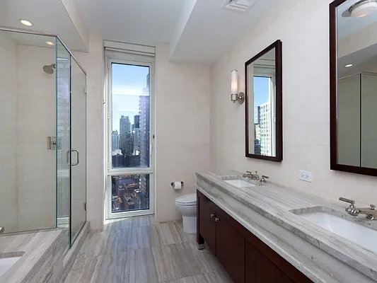 Rented by Sotheby's International Realty | media 42