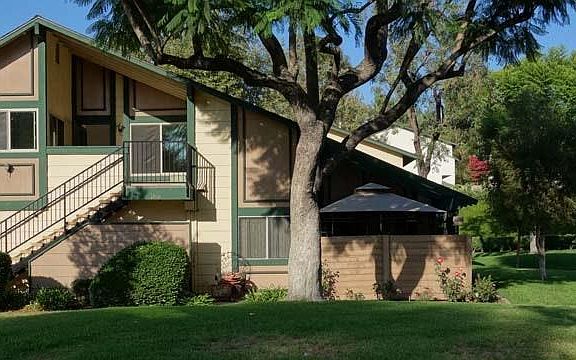 3rd image of 1746 N Cedar Glen Dr APT B