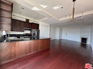 700 S Ardmore Ave #PENTHOUSE 4, Los Angeles, CA 90005
