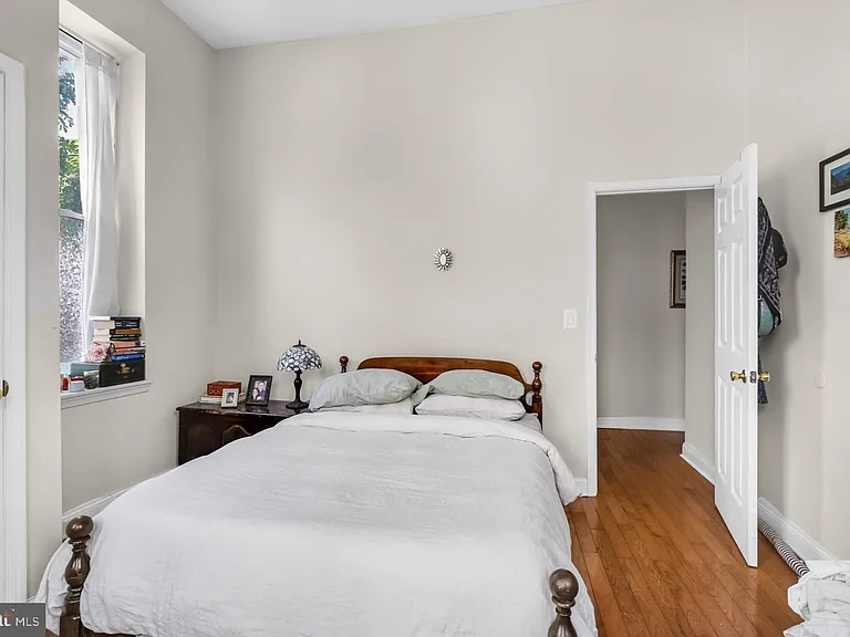 3017 W Girard Ave #2R — Photo 7