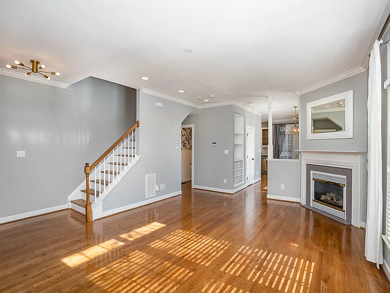 130 Fenner Ln — Photo 6