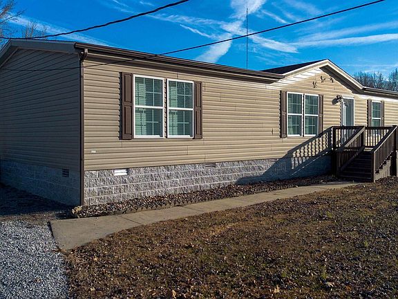 2nd image of 2332 Hovekamp Rd