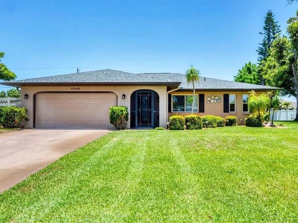 1040 Caples St, Englewood, FL 34223