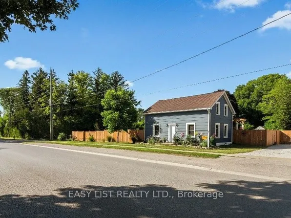 339 Green St, Saugeen Shores, ON N0H 2C1