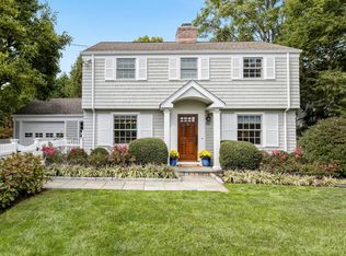 225 Hollow Tree Ridge Rd, Darien, CT 06820