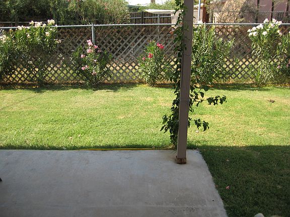 2nd image of 2058 W La Osa St