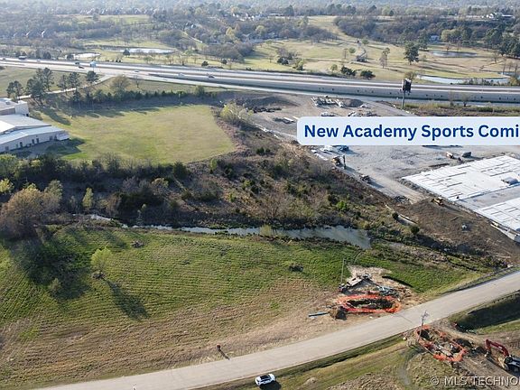 3rd image of Peaceable Rd