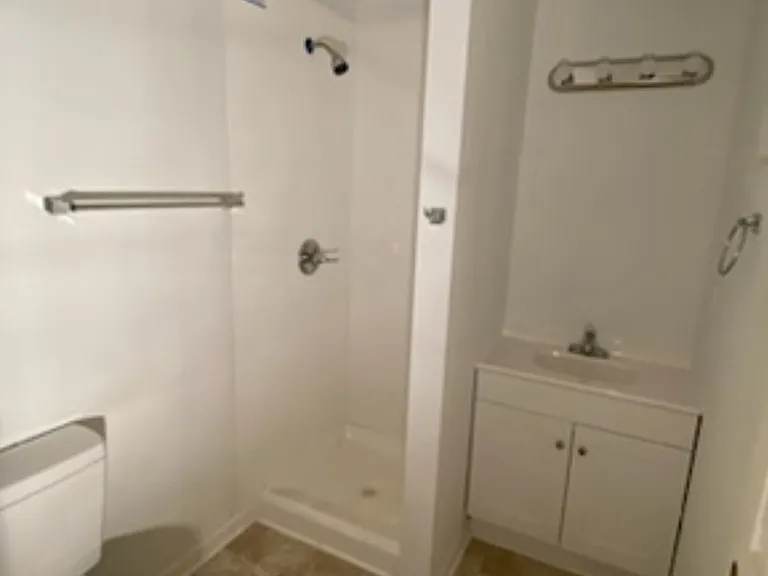 1219 Carlton Ave — Photo 6