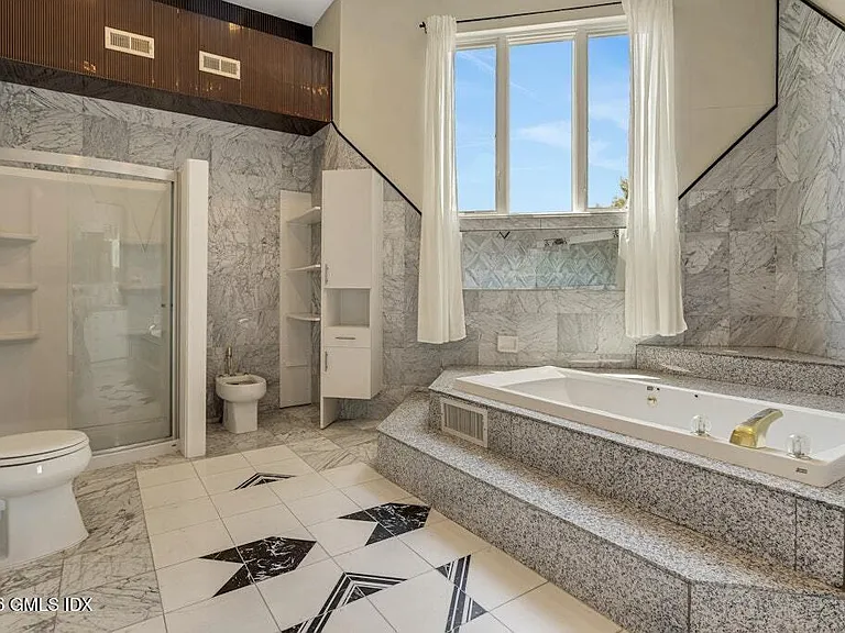 2 Stormy Circle Dr — Photo 15