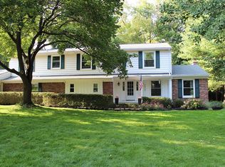 3035 Foxcroft Rd, Ann Arbor, MI 48104