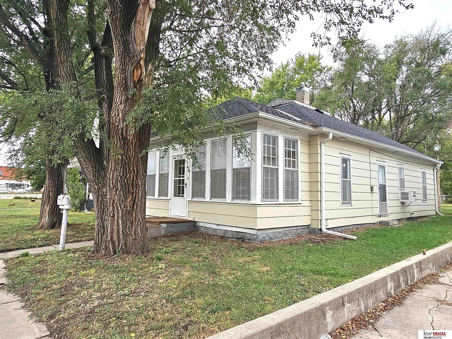 117 N 7th St, Wymore, NE 68466 MLS 22324173 Zillow