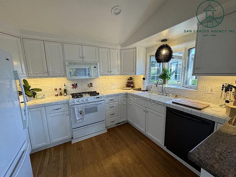 26363 Rio Ave — Photo 7