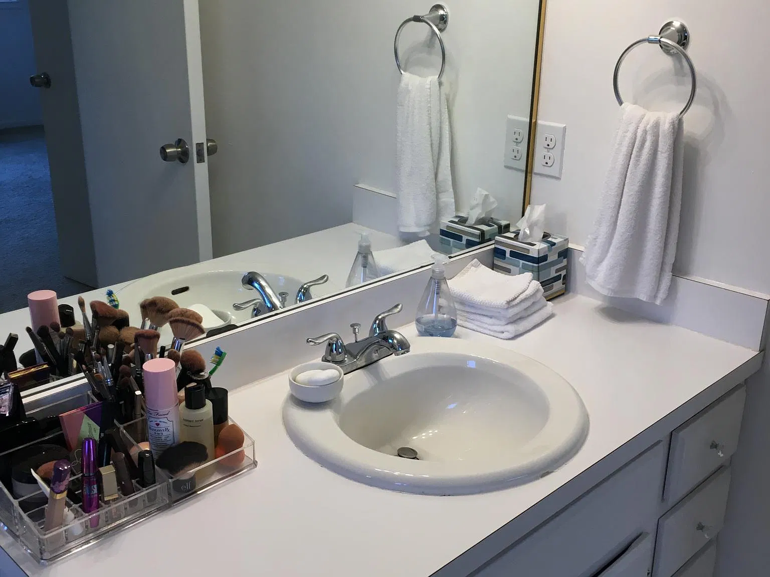 3 bed, 2000 sqft, $2,400 — Photo 3