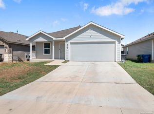 615 Bean Bnd, San Antonio, TX 78221