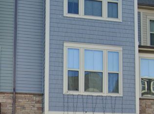 8711 Shady Pines Dr, Frederick, MD 21704
