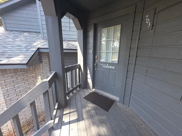 210 Oak Bay St APT 703, Rockport, TX 78382