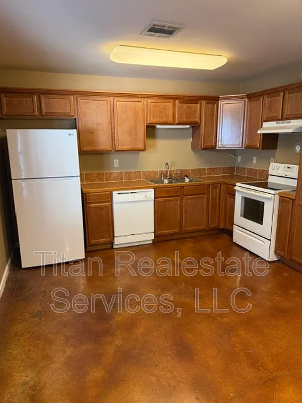 1 bed, 1.0 bath, 800 sqft, $675 — Photo 2