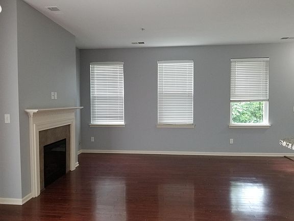 3rd image of 2430 Arcadia Dr #346