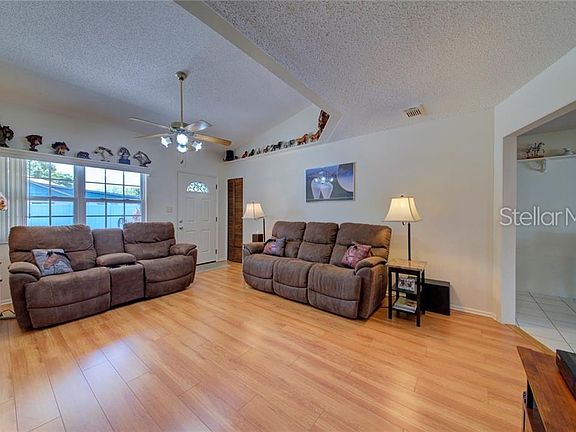 5th image of 2742 Hilda Ct