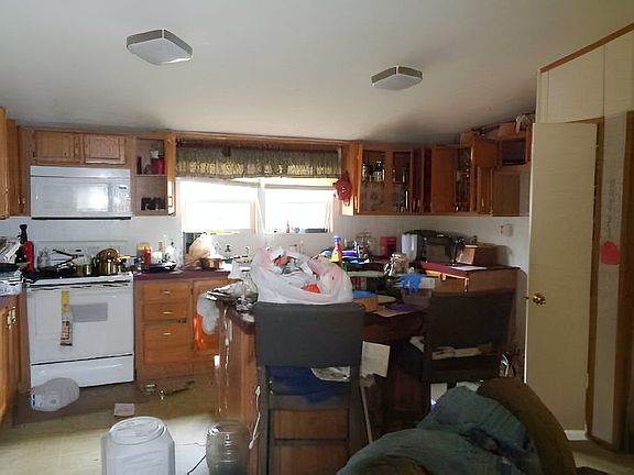 4th image of 3 Shadow Oaks Dr