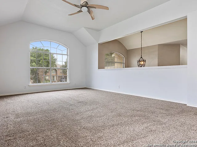 18 Nikita Dr — Photo 19
