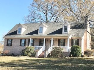 384 Windemere Dr, Jackson, TN 38305