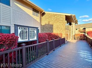 11773 Sycamore Dr Unit 25, Plymouth, MI