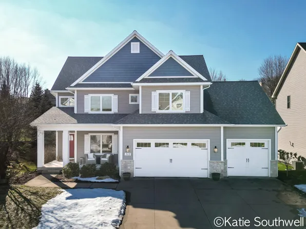 317 Sycamore Way Dr SE, Grand Rapids, MI 49546