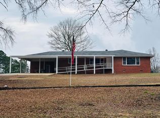 176 Stadium Cir, Vernon, AL 35592