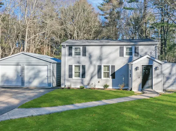 303 Mill Rd, Fairhaven, MA 02719
