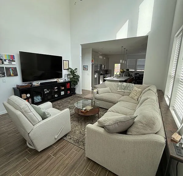 4617 Golden Gate Way — Photo 11