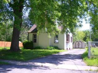 303 Hyland Ave, Depew, NY 14043