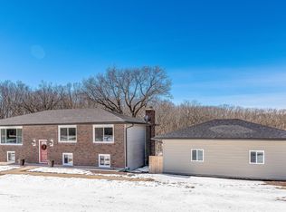 7461 N Oakland Gravel Rd #R, Columbia, MO 65202