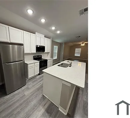 3 bed, $1,796 — Photo 3