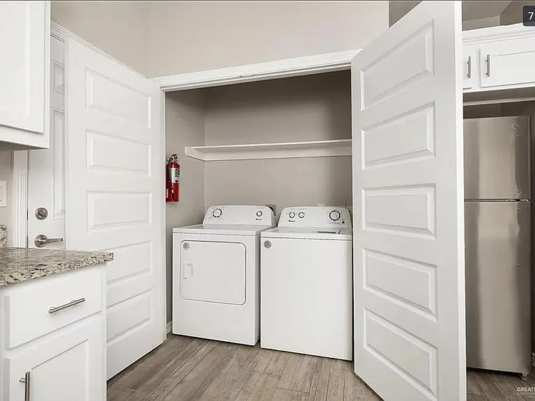 2104 Davenport St #4 — Photo 5