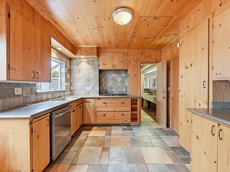 20 Kent Pl — Photo 35