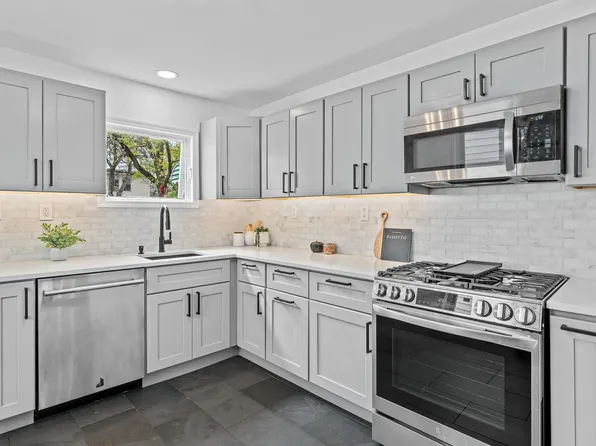 183 Lexington Avenue image 12 of 30