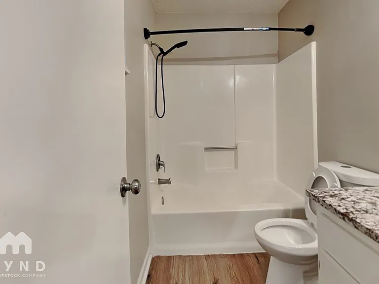 132 E Poinsettia St — Photo 12