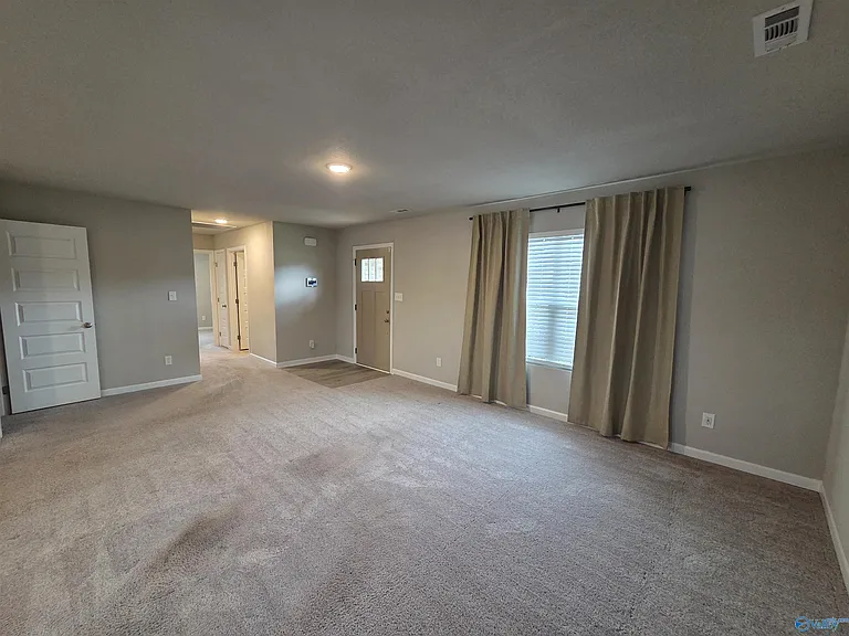 122 Domingues Ave — Photo 2
