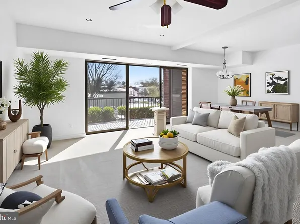 7809 Dassett Ct APT 303, Annandale, VA 22003