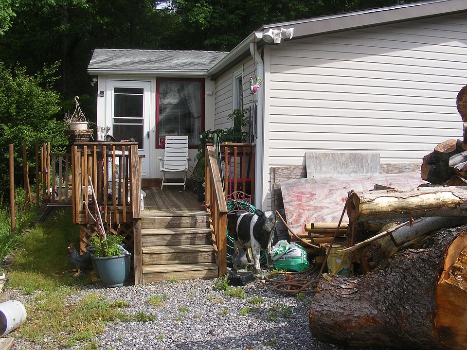 front driveway entrance