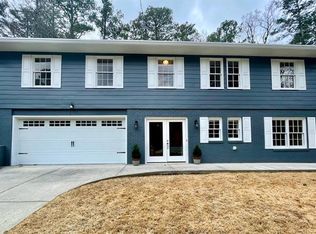 2525 Wilson Woods Dr, Decatur, GA 30033