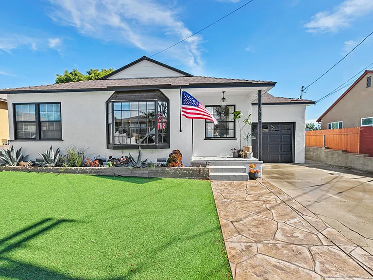 1803 Midvale Dr — Photo 25
