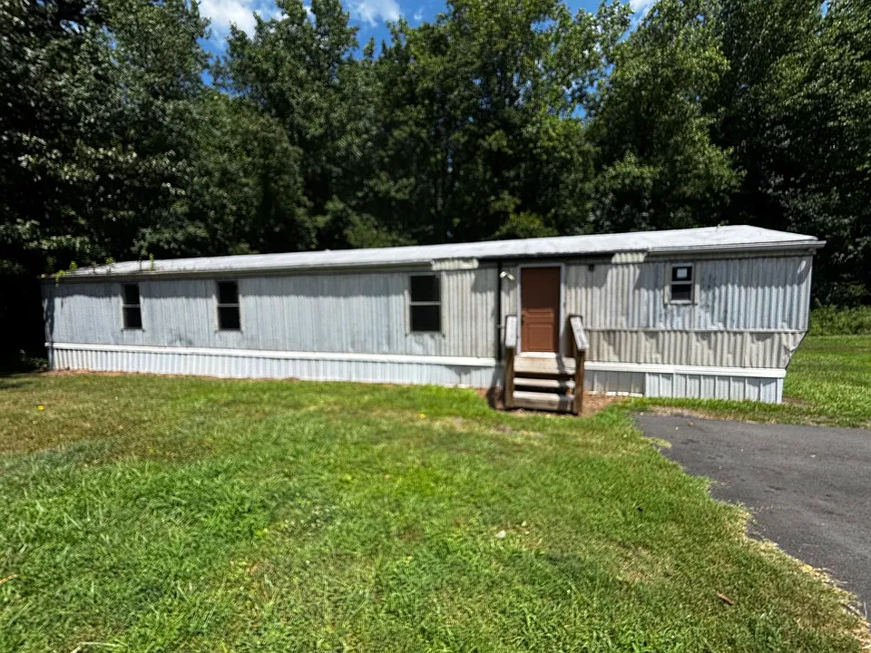 667 Webb Rd #3